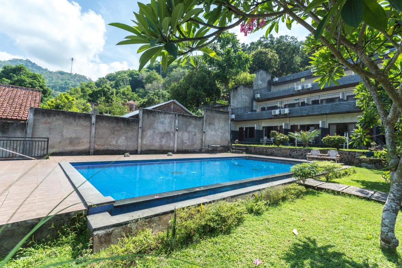 Hotel Bumi Aditya Senggigi Exterior foto